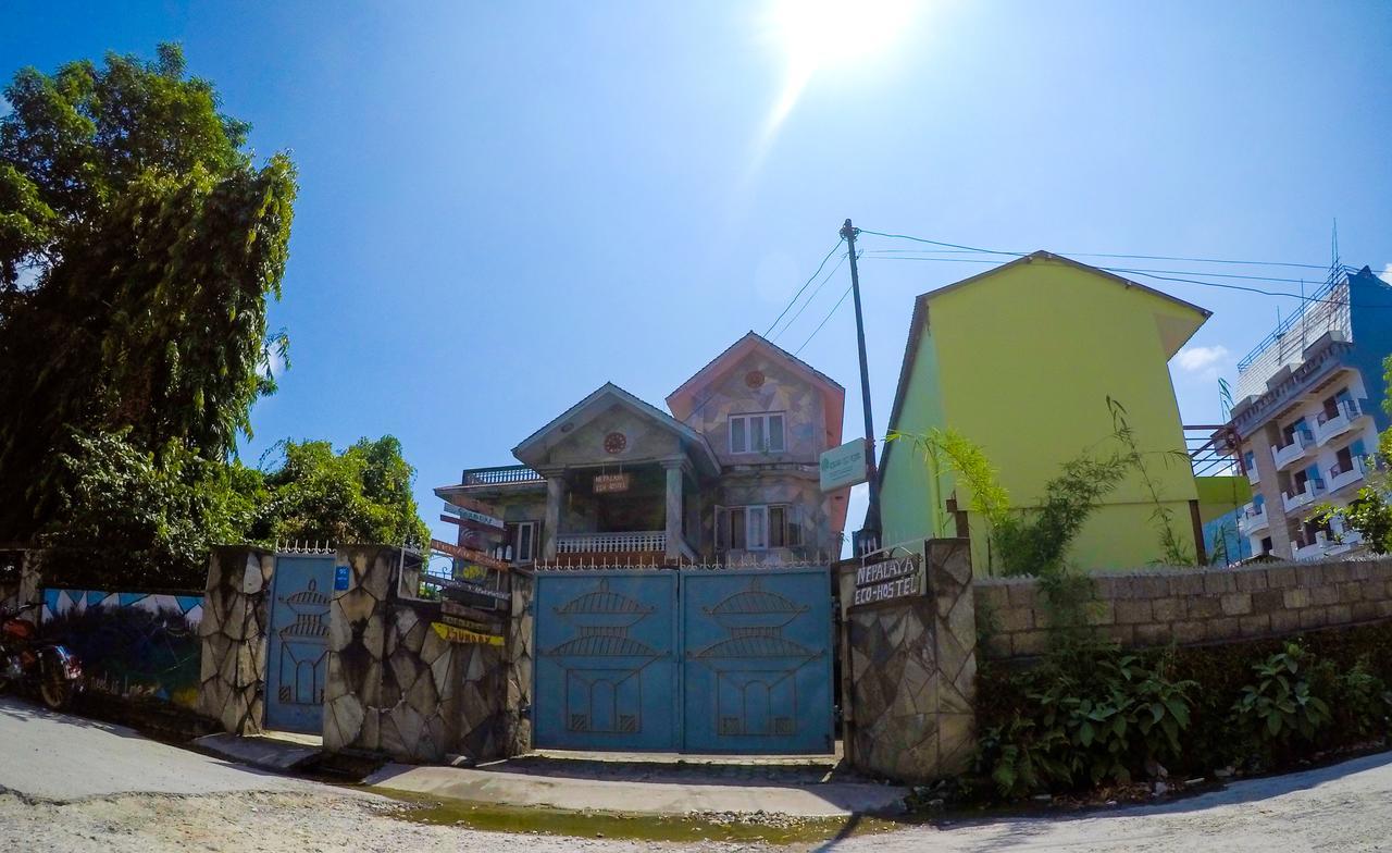 Nepalaya Eco Hostel โพคารา ภายนอก รูปภาพ