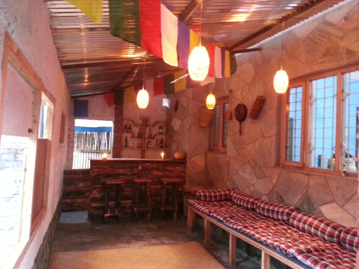 Nepalaya Eco Hostel โพคารา ภายนอก รูปภาพ