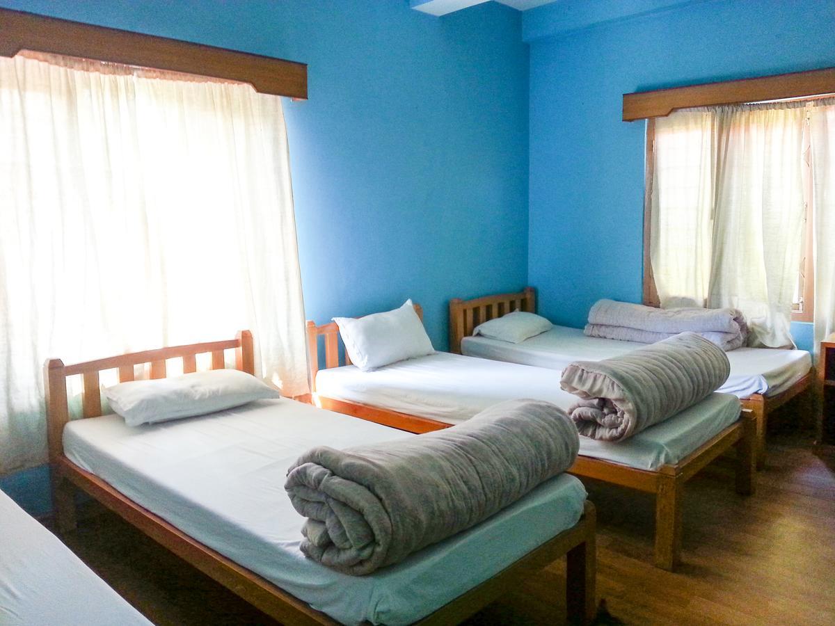 Nepalaya Eco Hostel โพคารา ภายนอก รูปภาพ